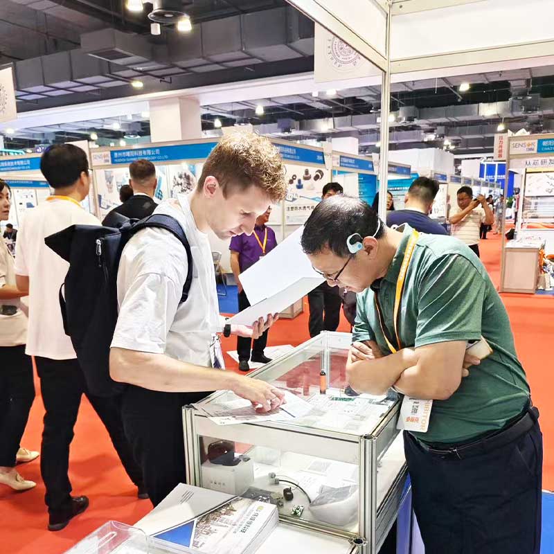 偉烽恒攜手新品閃耀第十屆上海傳感器展會(huì)現(xiàn)場(chǎng) 偉烽恒攜手新品閃耀第十屆上海傳感器展會(huì)現(xiàn)場(chǎng)